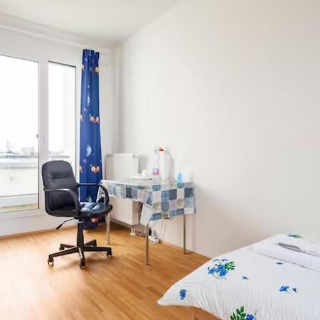Privatzimmer Mit Balkon-Richtung Messe Hannover Buitenkant foto