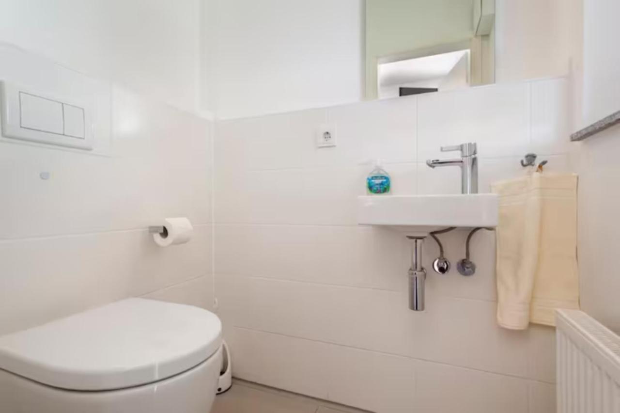 Privatzimmer Mit Balkon-Richtung Messe Hannover Buitenkant foto