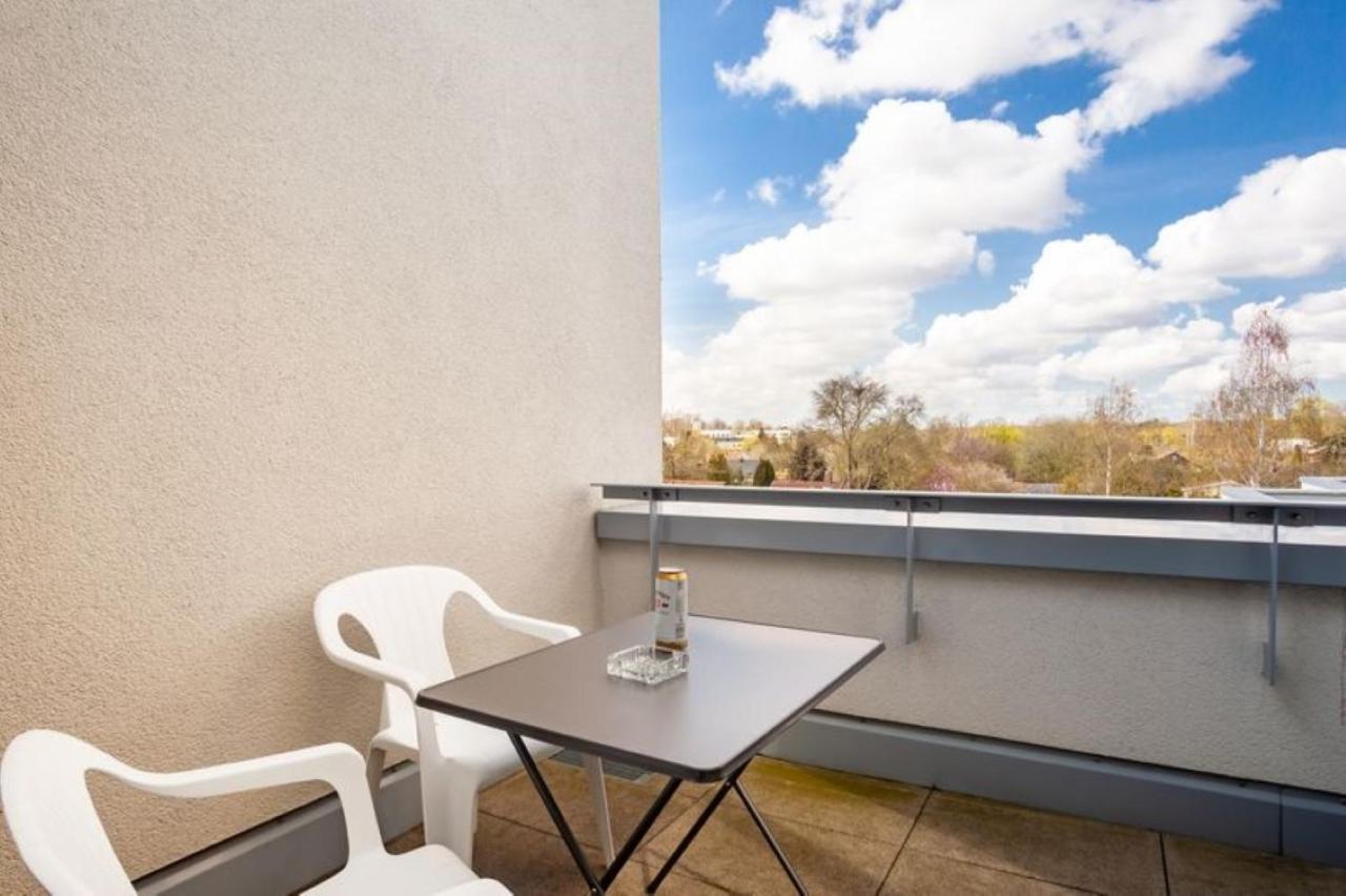 Privatzimmer Mit Balkon-Richtung Messe Hannover Buitenkant foto