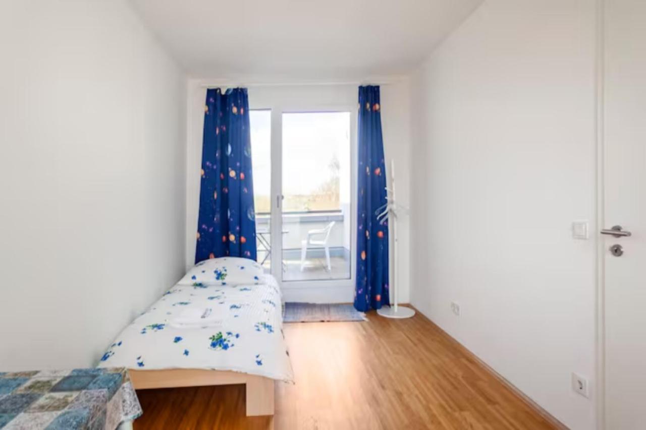 Privatzimmer Mit Balkon-Richtung Messe Hannover Buitenkant foto